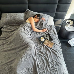 Gentlesoft Sage Green Throw Blanket for Couch - Checkered Fleece Blankets Gifts for Women Men Girls, Cute Soft Cozy Throw for Be